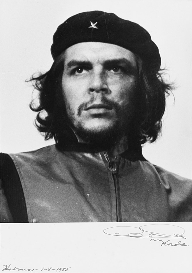 Historical photograph of Che Guevara